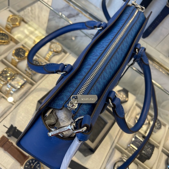 MICHAEL KORS Arden Md Top-Zip EW Leather Tote Crossbody Satchel 
Galaxy Blue
NWT - Picture 15 of 16